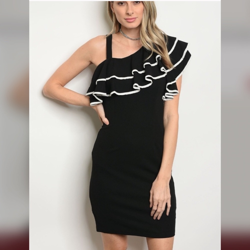 One Shoulder Ruffled Body Con Dress 🆕